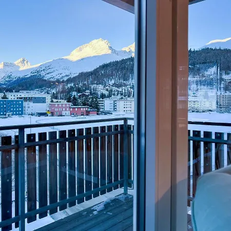 Appartement Swissme - 100Qm - Balkon - 2 Baeder - Parkplatz - Fussbodenheizung à Saint-Moritz Extérieur photo