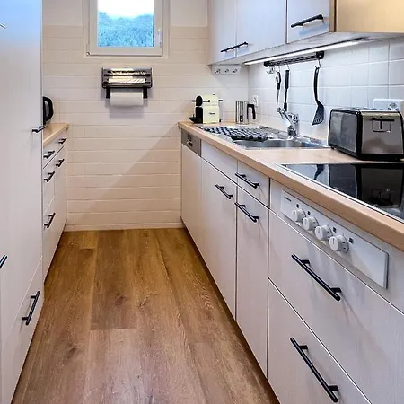 Appartement Swissme - 100Qm - Balkon - 2 Baeder - Parkplatz - Fussbodenheizung à Saint-Moritz Extérieur photo