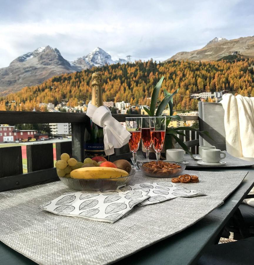 Appartement Swissme - 100qm - Balkon - 2 Baeder - Parkplatz - Fussbodenheizung