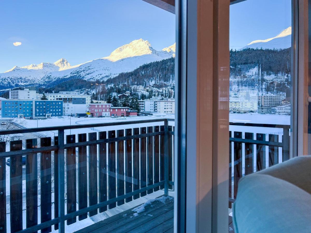 Appartement Swissme - 100qm - Balkon - 2 Baeder - Parkplatz - Fussbodenheizung