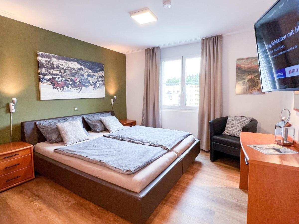 Appartement Swissme - 100qm - Balkon - 2 Baeder - Parkplatz - Fussbodenheizung *